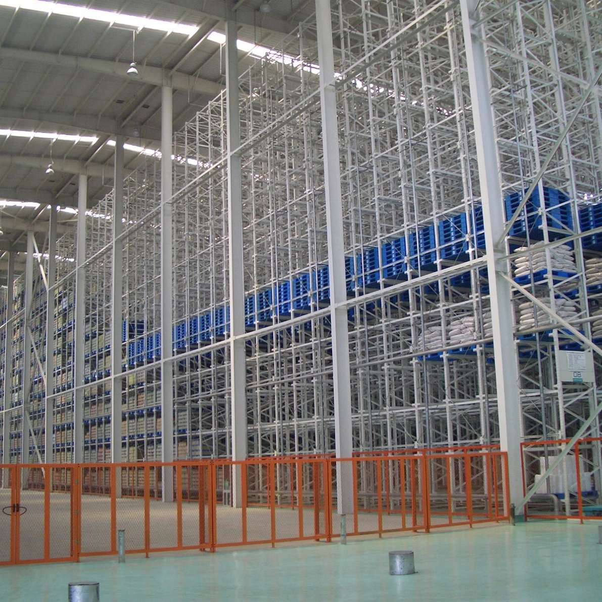 Sistemas de Estantes Automáticas de Armazenamento e Recuperação (ASRS) Sistemas Automáticos de Armazenamento Vertical com Carrossel Estantes Inteligentes Prateleiras Industriais