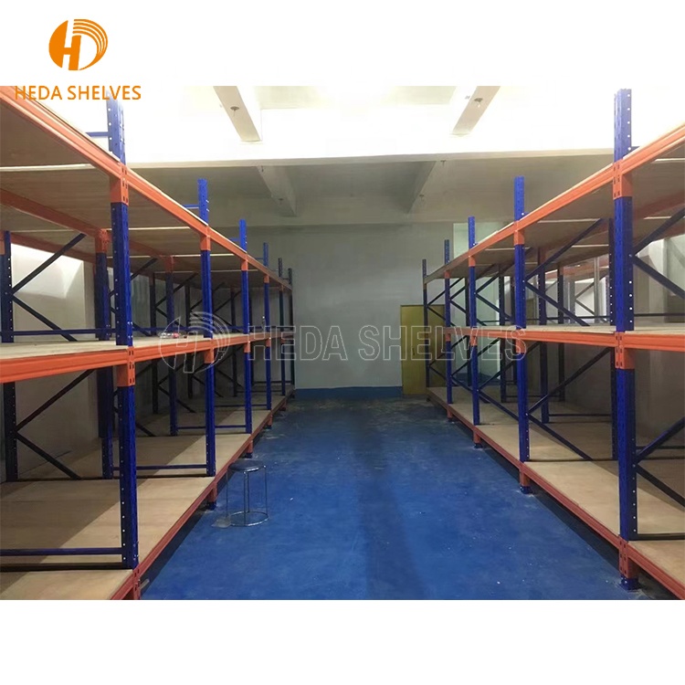 Sistemas de estantes industriais de alta resistência para armazenamento, unidades de empilhamento, estantes metálicas para armazéns, estantes porta-paletes de aço.