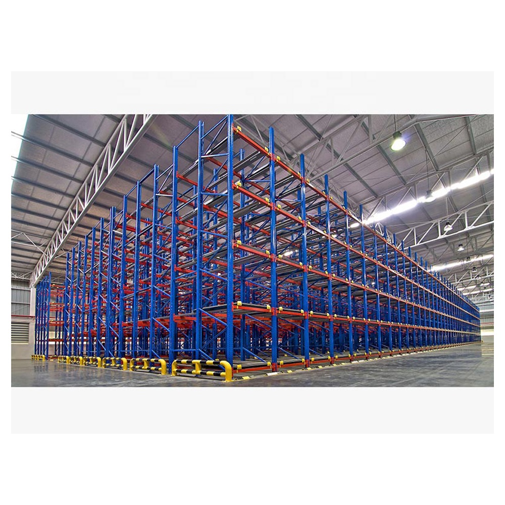 Sistema de estantes industriais de alta qualidade para armazéns, garagens e grandes vãos. Resistente e robusto.