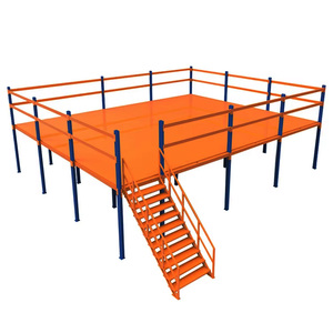 Sistema de estantes de armazenamento personalizadas em aço reforçado com dois níveis de estrutura, ideal para armazéns.