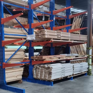 Estantes cantilever de dupla face para armazém, estantes industriais robustas para paletes.