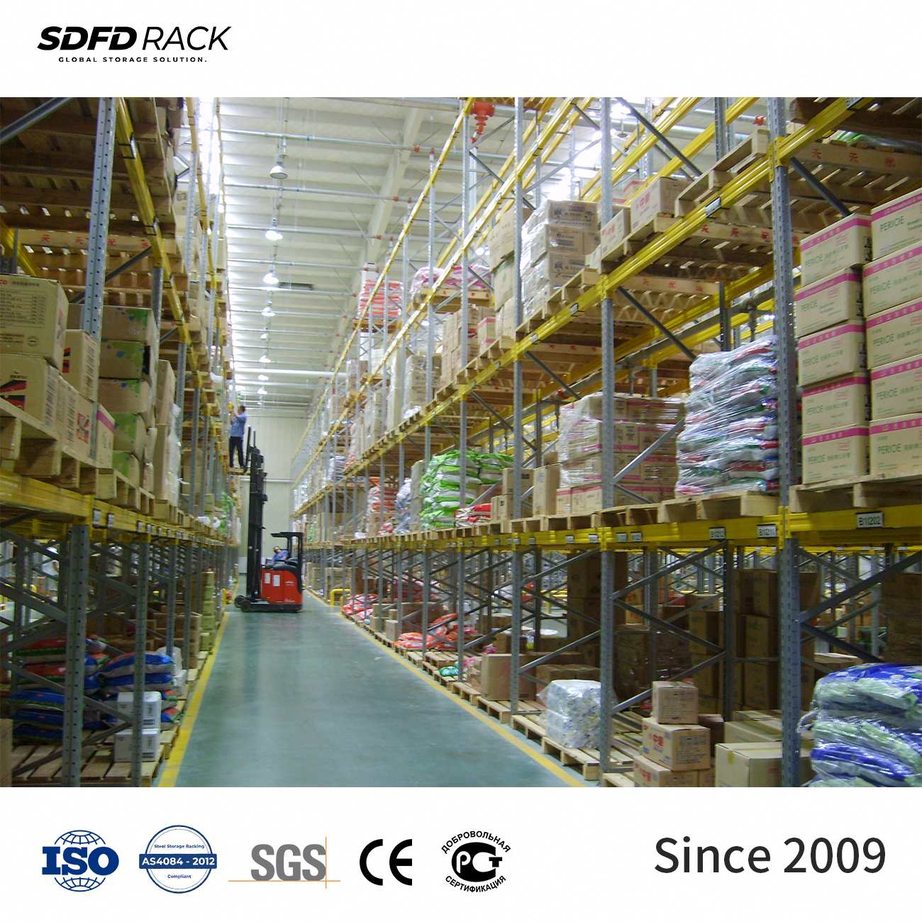 Sistema de estanteria para paletes em aço resistente, ajustável e durável, com capacidade de carga de 2500 kg para armazéns industriais.
