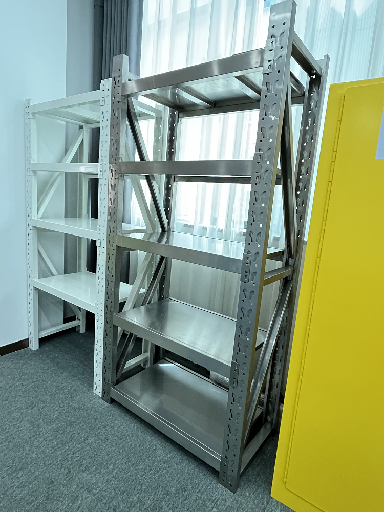 Armário e Estante de Aço para Laboratório de Alta Resistência