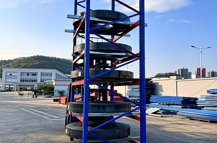 Ensaio de flexão e carga em longarina de porta-paletes