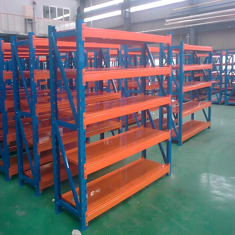 Estantes e prateleiras empilháveis ​​ajustáveis ​​de aço com 5 camadas, resistentes à ferrugem, solução eficiente para armazenamento em armazéns.