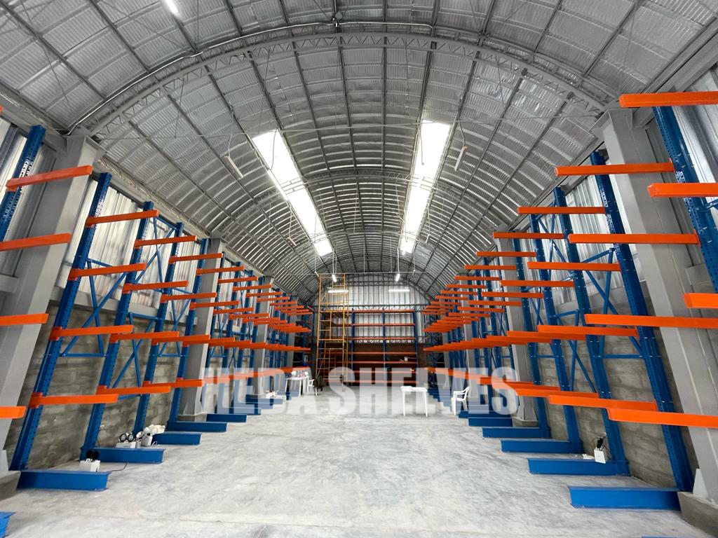 Centro de Distribuição com Estrutura HEDA