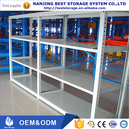 Sistema de armazenamento Nanjing Best com estantes de vão longo e carga média, com divisórias.
