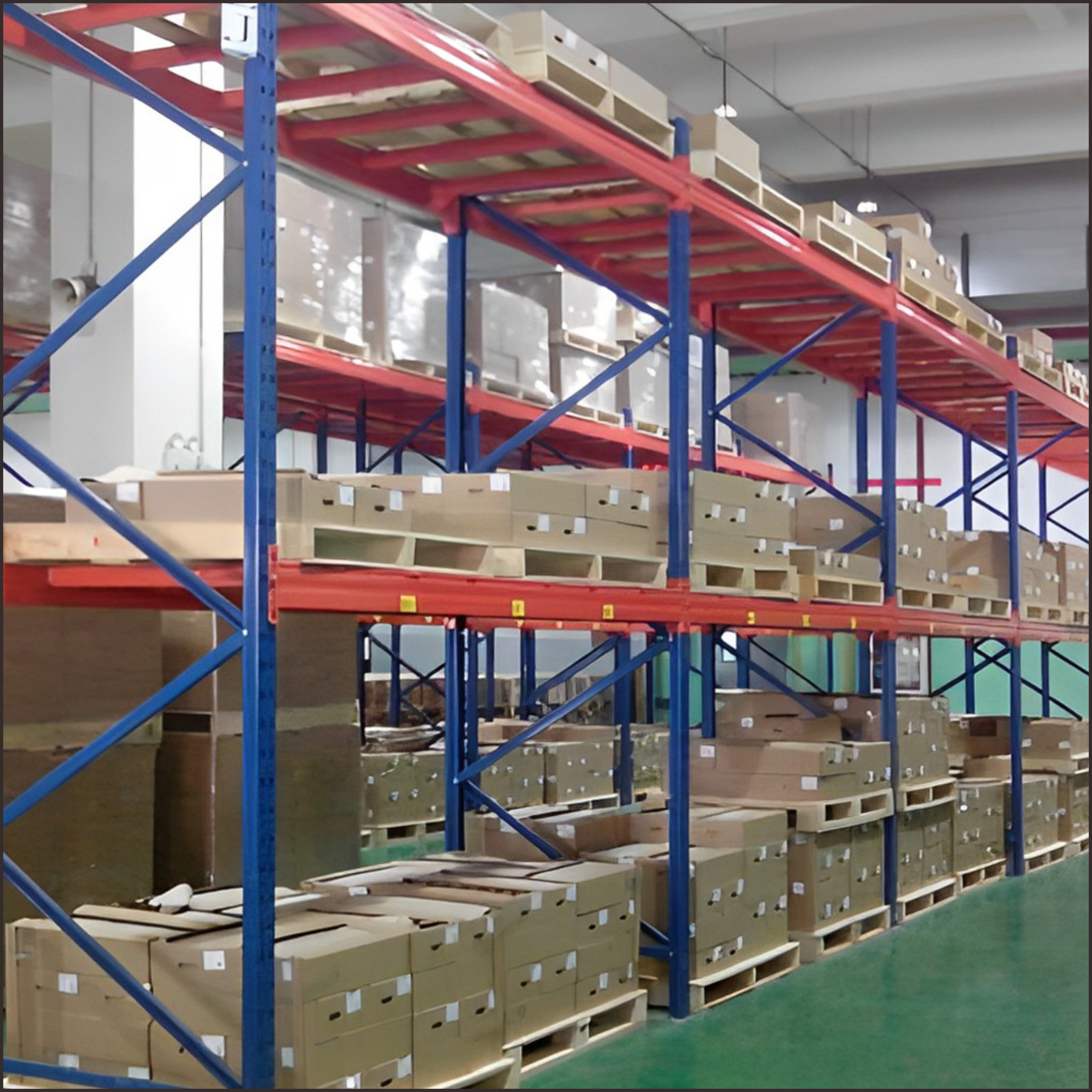 Sistema de estantes de aço ajustáveis ​​sem parafusos para serviço pesado, com capacidade de carga de 500 kg, para armazéns e indústrias.