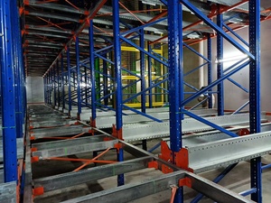 Sistema personalizado de armazenamento e recuperação automático de paletes ASRS (Automatic Storage Recovery System - Sistema Inteligente de Estanterias para Paletes)