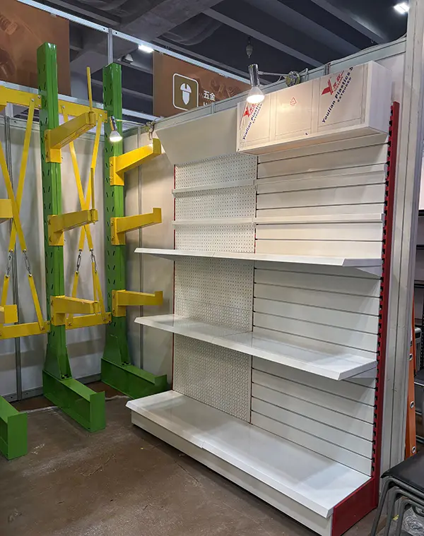 Demonstração interativa de projetos de picking e flow rack
