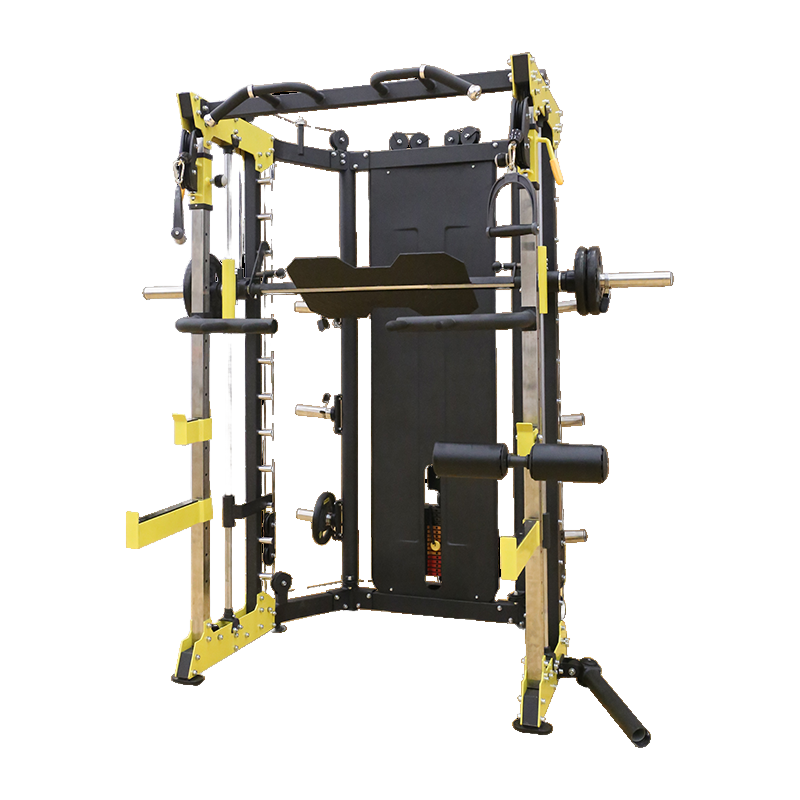 Equipamento multifuncional de ginástica com cabo para exercícios corporais, incluindo rack de agachamento e musculação, além de máquina Smith de aço.