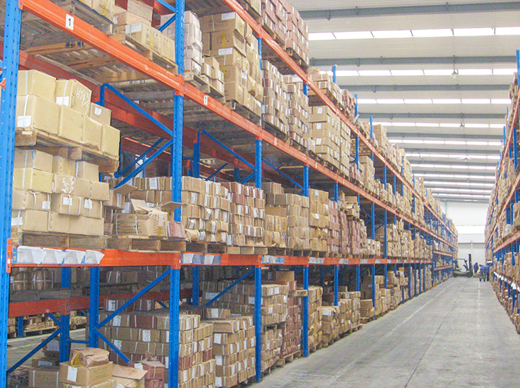Instalação de Porta Paletes 7