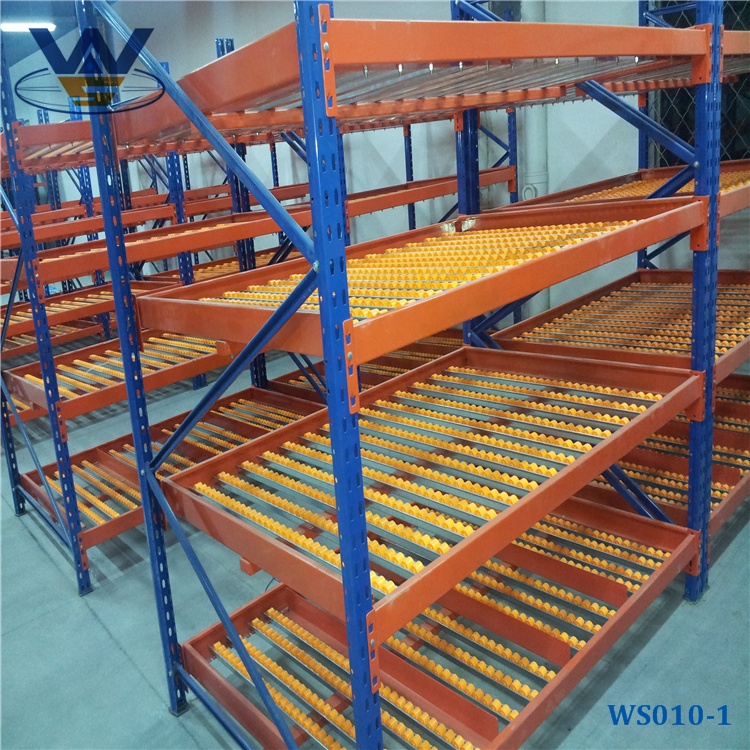 Sistema de estantes para caixas Q235B Flow, popular em diversos modelos, incluindo estantes com sistema de fluxo por gravidade e sistemas de estantes para fluxo contínuo.
