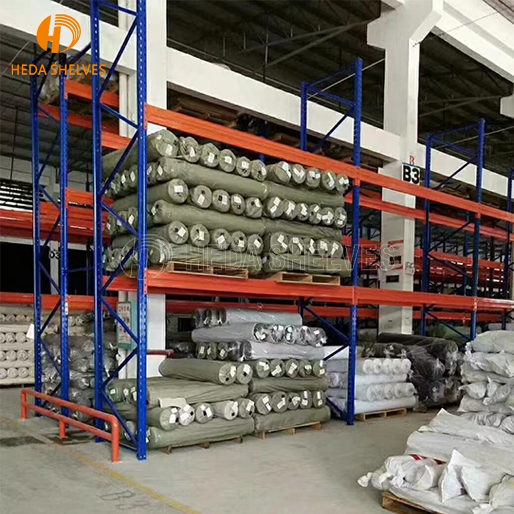 Sistemas de estantes industriais de alta resistência para armazenamento, unidades de empilhamento, estantes metálicas para armazéns, estantes porta-paletes de aço.