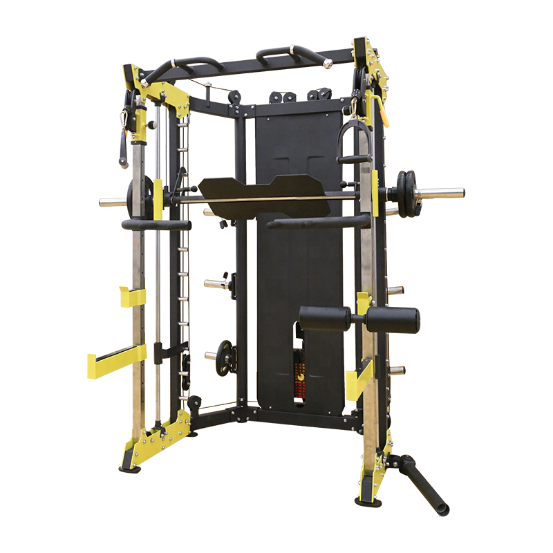 Equipamento multifuncional de ginástica com cabo para exercícios corporais, incluindo rack de agachamento e musculação, além de máquina Smith de aço.