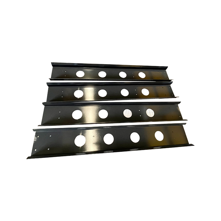 Fabricação de aço estrutural soldado de alta resistência, incluindo vigas de aço soldadas para serviço pesado e peças para estantes de armazém.
