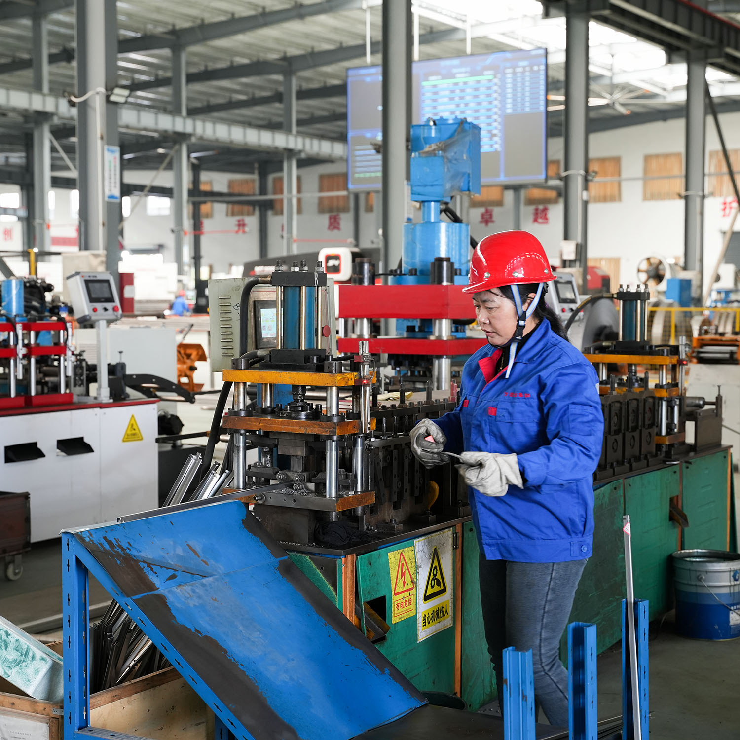 Dobra CNC Automatizada