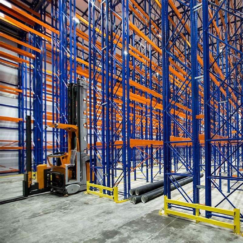 Estruturas Porta-Paletes e Racks
