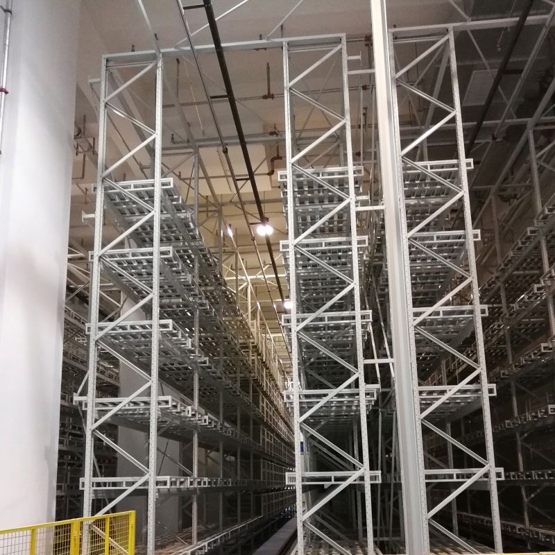 Fabricante chinês de sistemas automatizados de armazenamento, recuperação e separação de pedidos (ASRS) com robôs para carregamento unitário de paletes e prateleiras inteligentes.