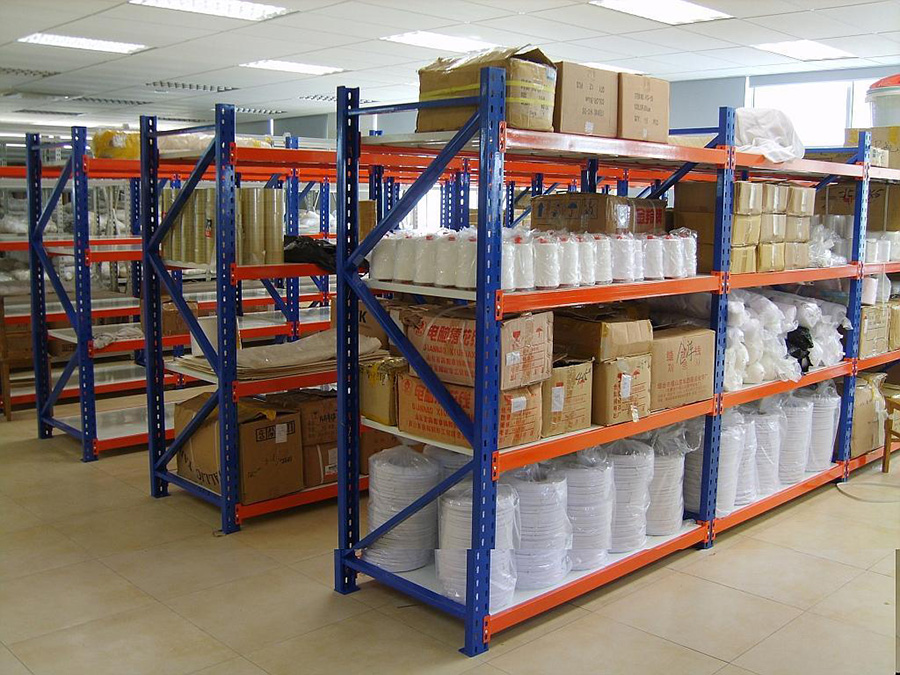Prateleiras de aço sem parafusos, tamanho médio, com 5 camadas, revestimento em pó, fáceis de montar, altura ajustável, economizam espaço, permitem personalização.