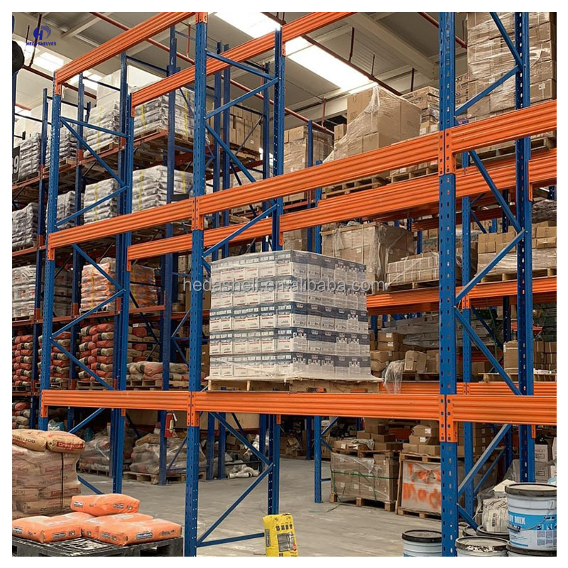 Organização Vertical com Prateleiras de Aço