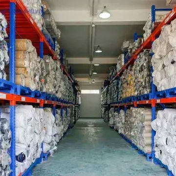 Porta-paletes para materiais em bobinas e cilindros industriais