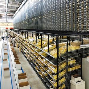 Rack de fluxo por gravidade para caixas de papelão, de alta eficiência, durável e resistente, com 5 camadas, certificado CE e design suave, ideal para centros de distribuição.