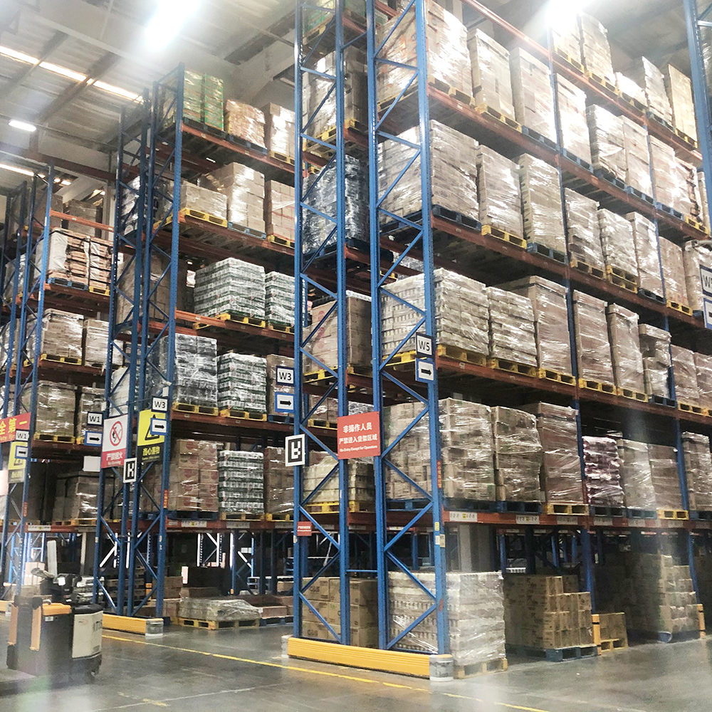 Projeto de Estantes Porta-Paletes Industriais