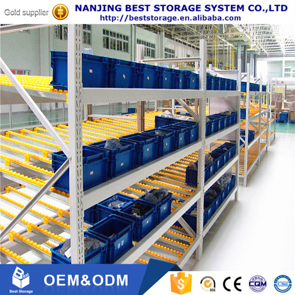 Sistema de estanteria por gravidade para caixas com alta capacidade de armazenamento, da Best Storage System.