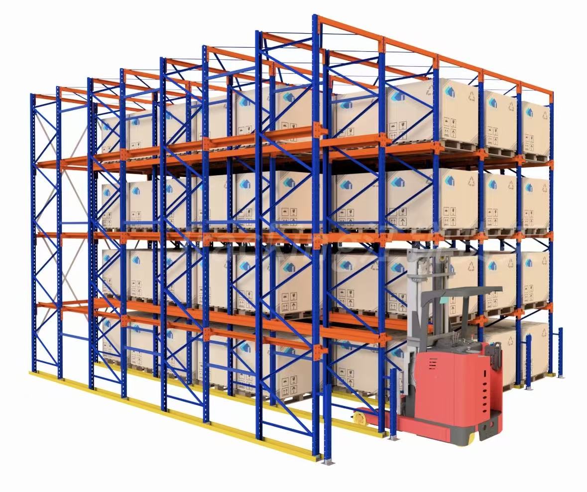 Sistema de estantes de aço com passagem direta para garagem e proteção contra corrosão para uso em armazéns.